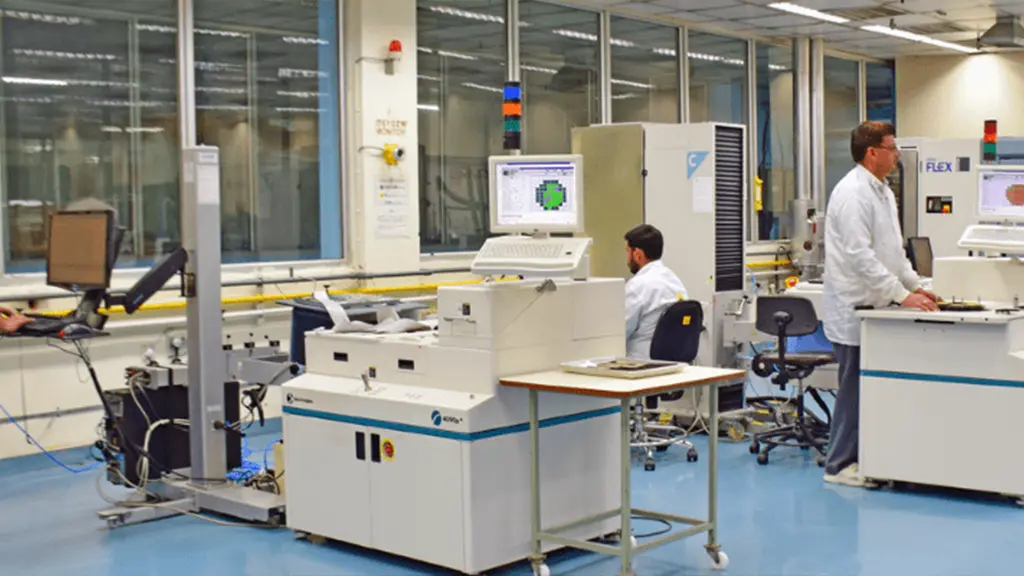 semi-conductor-laboratory_img_project2